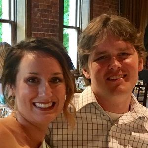 Meet your Posher, Leslie